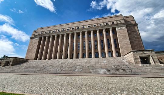 Nepotismi nosti päätään Suomessakin