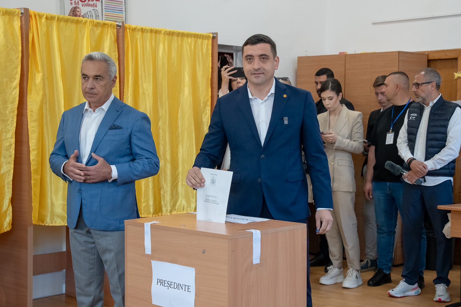 Romania: presidenttiehdokas Georgescu syytteessä – pitkä vankilatuomio uhkaa