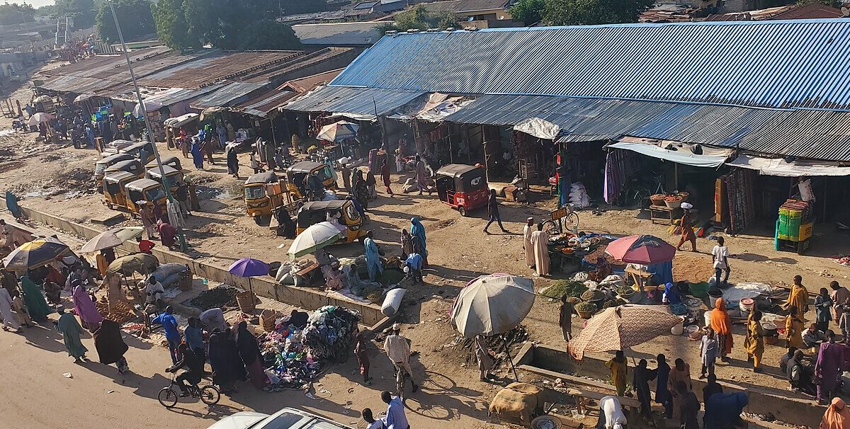 Nigeriassa kristittyjä uhkaa yhä terroriteot ja väkivalta