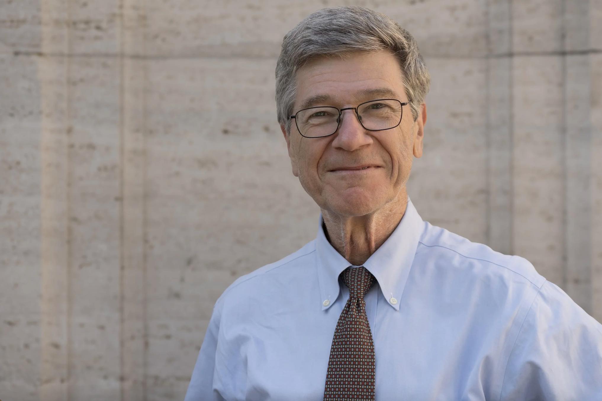 Professori Jeffrey Sachs: ”Olemme rikollisten gangstereiden johtaman systeemin käsissä”