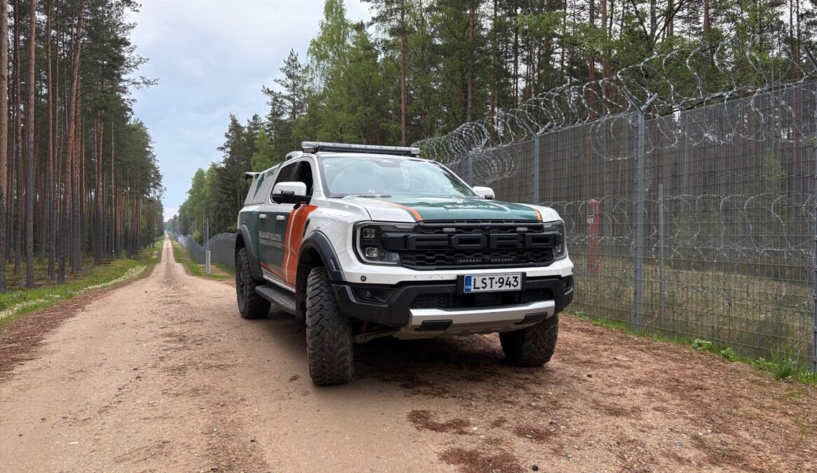 Suomesta rajavartijoita Latviaan – laittomien siirtolaisten paine kasvaa