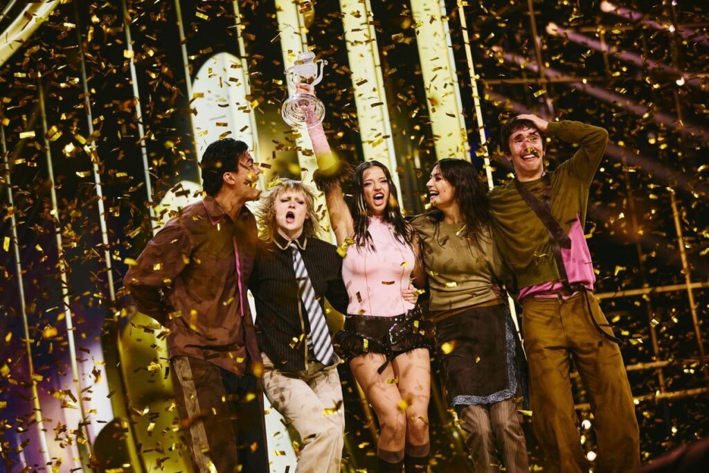 Euroviisut: Bulgarian popralli ”Bangaranga” voitti, Suomen ”Liekinheitin” kuudenneksi
