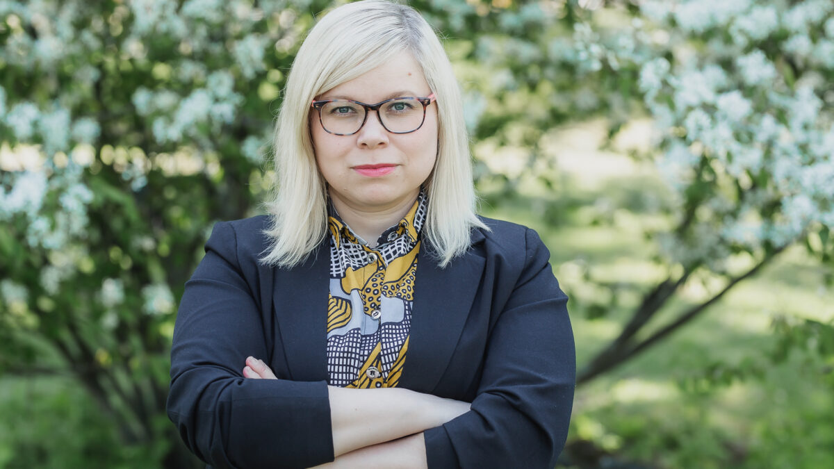 2–3-vuotiaille kielitesti neuvolassa? – Vihreiden Hyrkkö: yhteiskunta on epäonnistunut