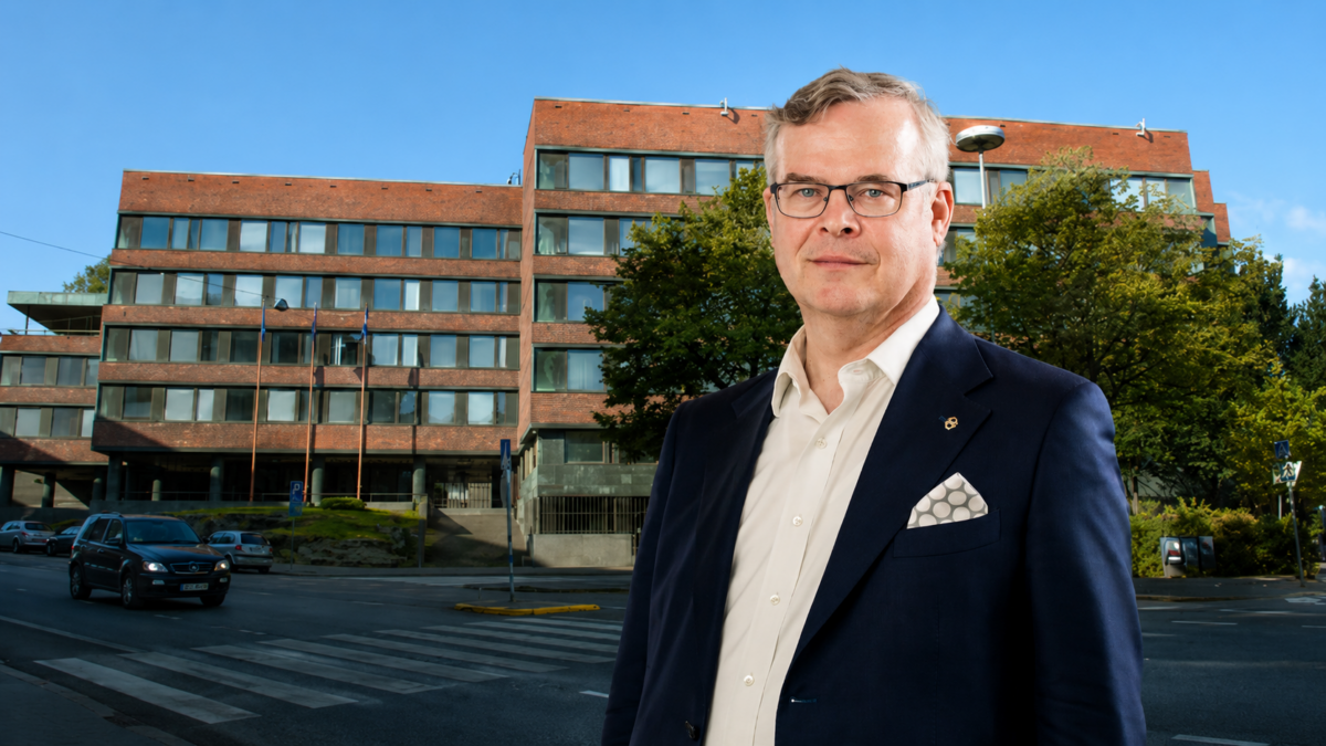 Lasse Lehtonen palasi Kelan johtoon sairauslomalta – taustalla henkilöstökohu ja johtamiskritiikki