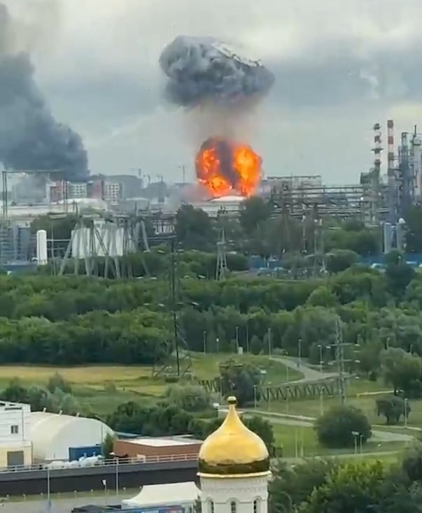 Ukraina iski drooneilla Moskovaan – lentoliikenne keskeytetty