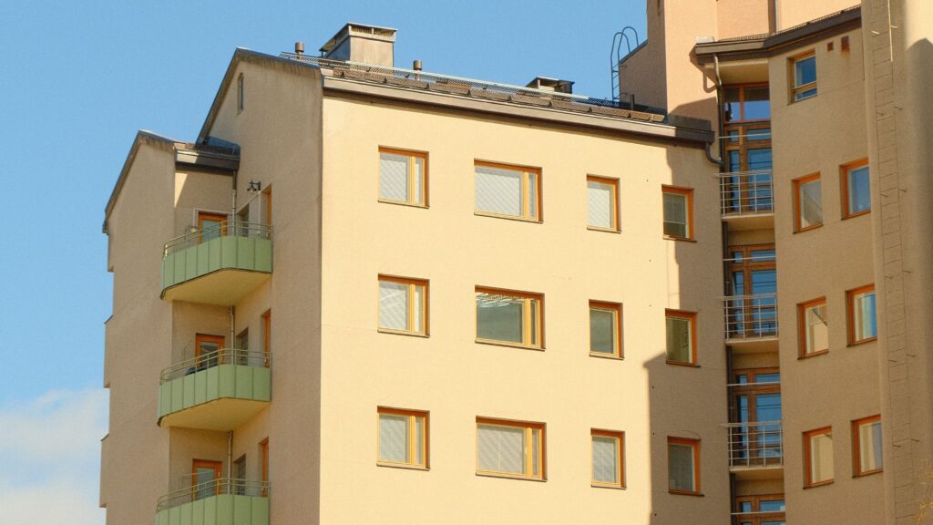 Taloyhtiöiden piilevä pommi paljastui – nämä talot ovat pahimmassa riskissä