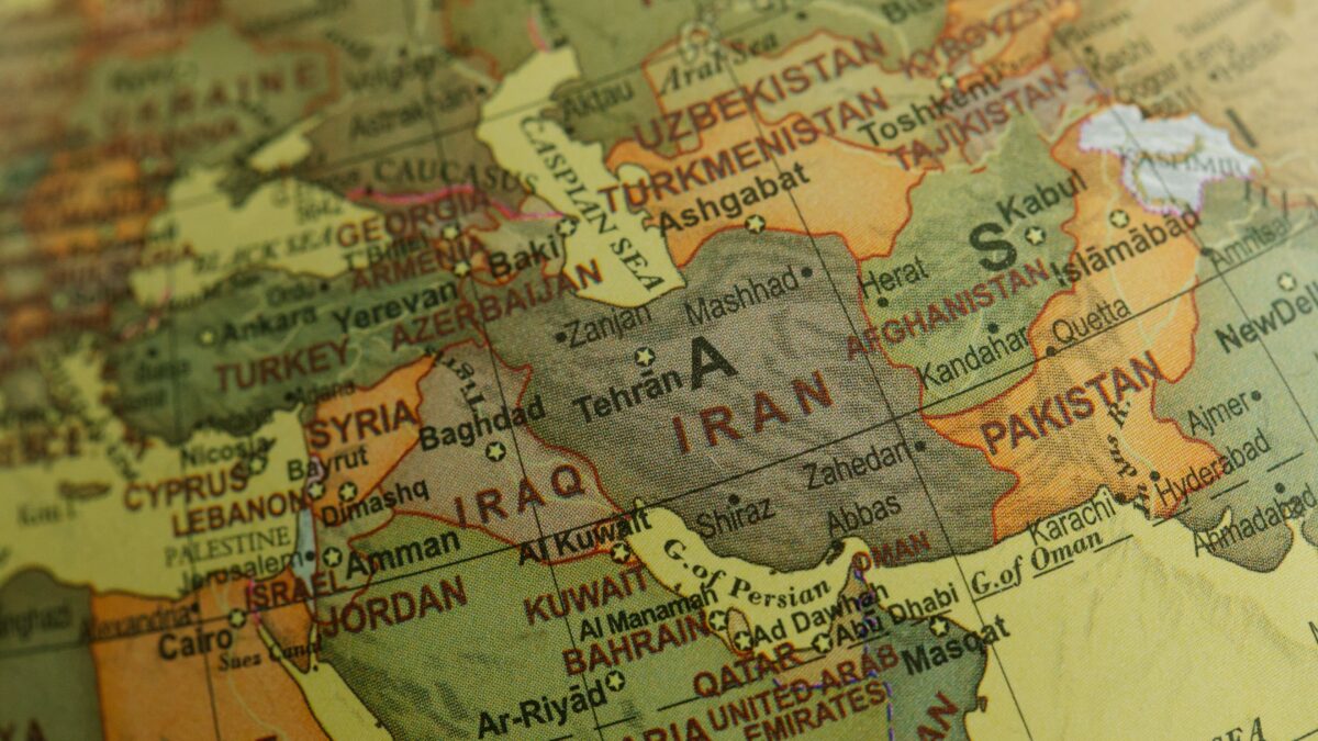 Sota päättymässä? Yhdysvallat ja Iran lähellä sopimusta – Israel varoittaa seurauksista