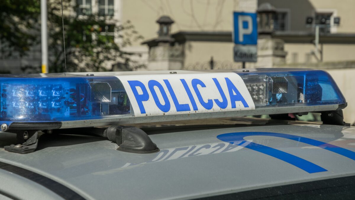 Naisia huumattiin ja hyväksikäytettiin – Puolassa tutkitaan ”raiskausakatemiaa”