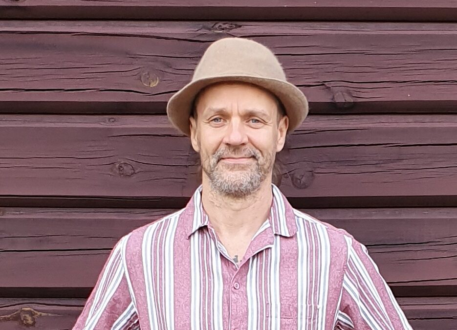 Eduskuntavaaliehdokas julkaisi suorasanaisen esittelyn: ”Mua vituttaa”