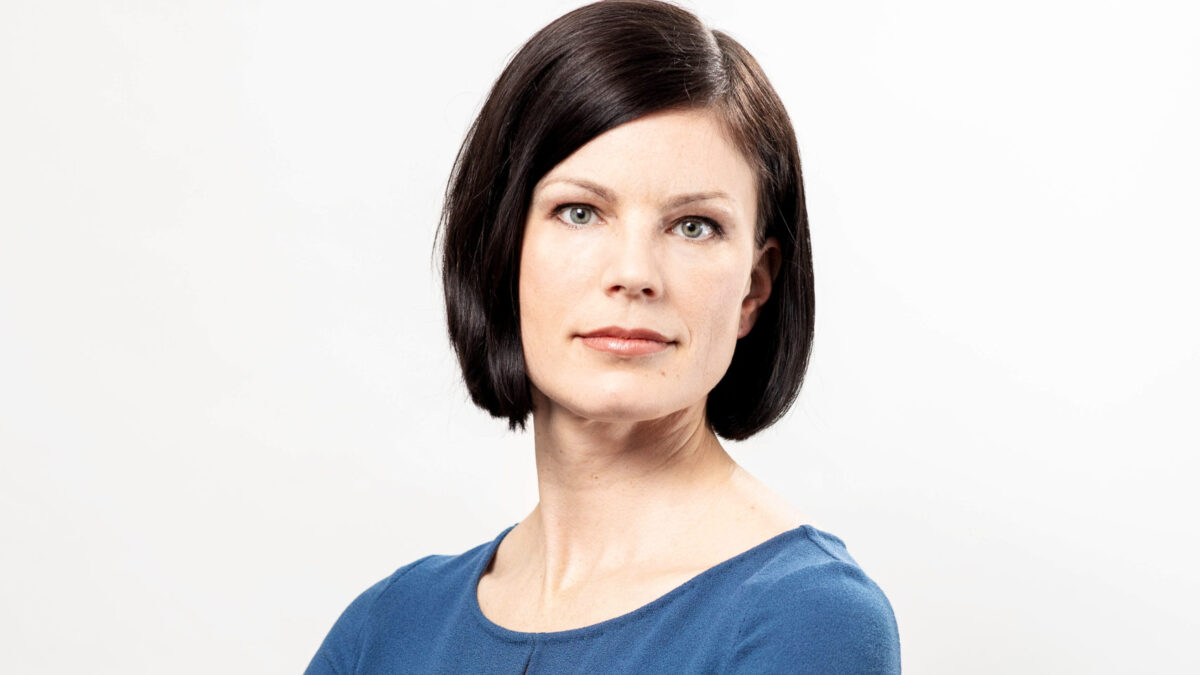 Liberaalipuolueen eduskuntavaaliehdokas vihjailee Venäjän olevan Ranskan mellakoiden taustalla